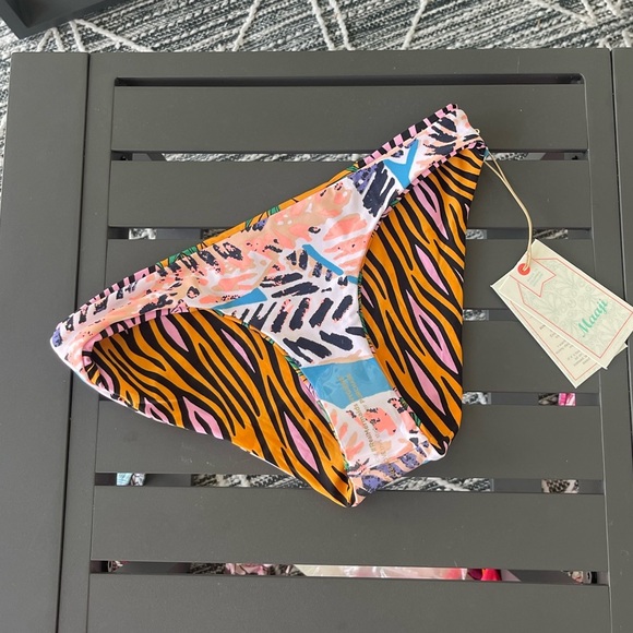 Maaji Savage Roots Sublime Reversible Bikini Bottoms. - Picture 5 of 10